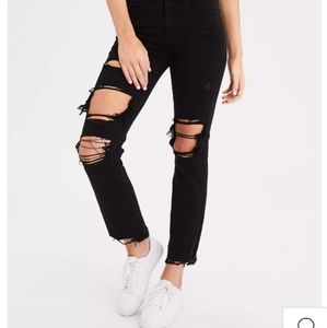 American Eagle black ripped crop jeans